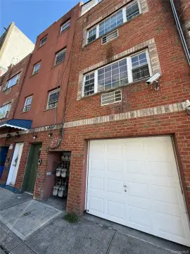 Bronx Triplex with Garage