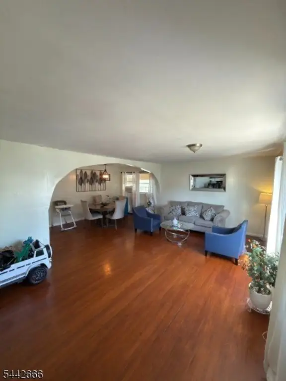 Picture 5
