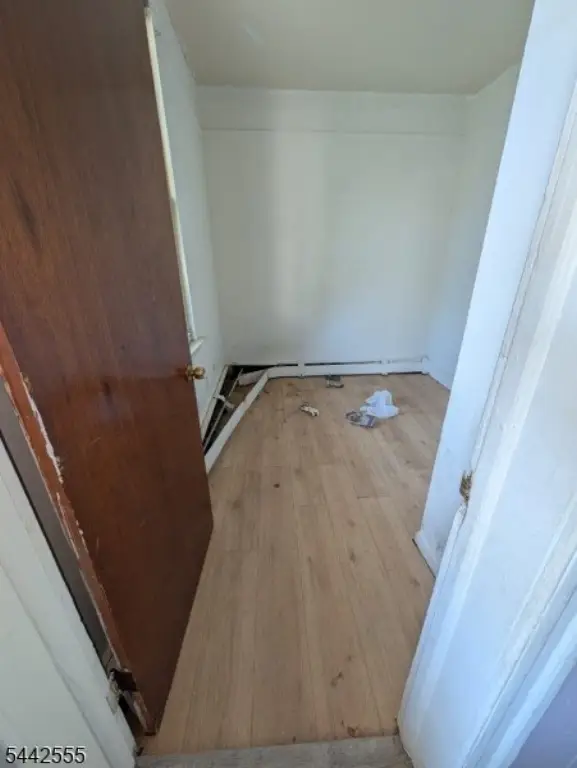 Picture 12