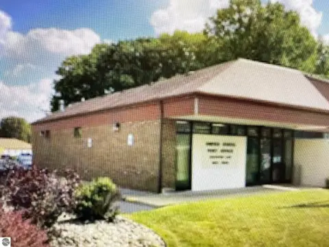 Houghton Lake Office Building For Sale