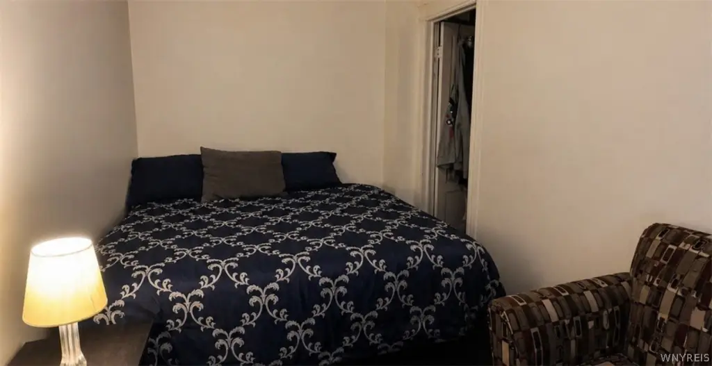 Picture 5