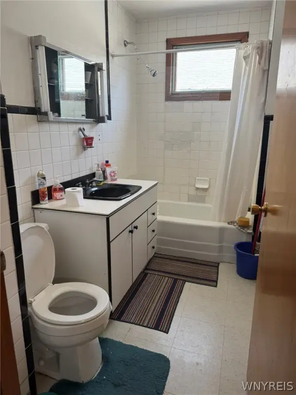 Picture 16