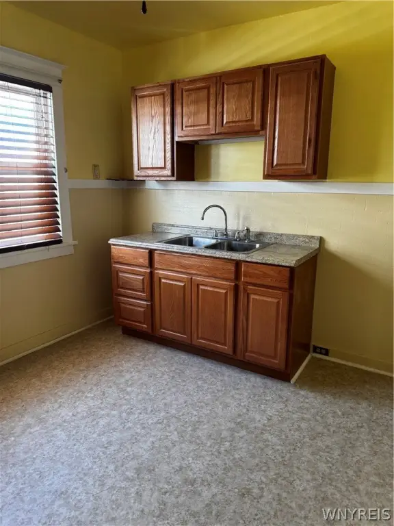 Picture 30