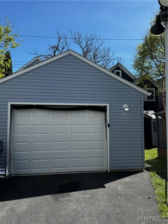 Picture 5