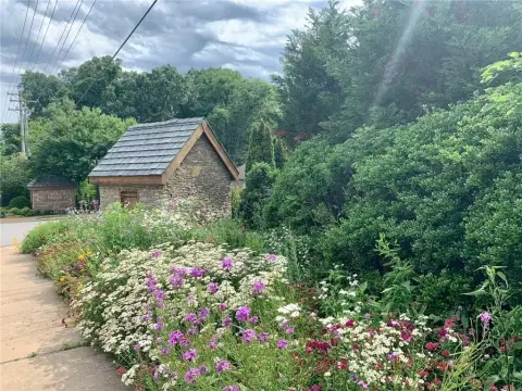 Buildable Lot in Prime Location