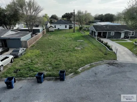 Residential Lot in Primera, TX