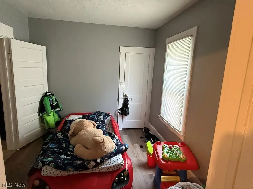 Picture 11