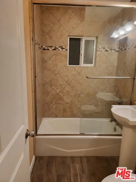 Picture 25