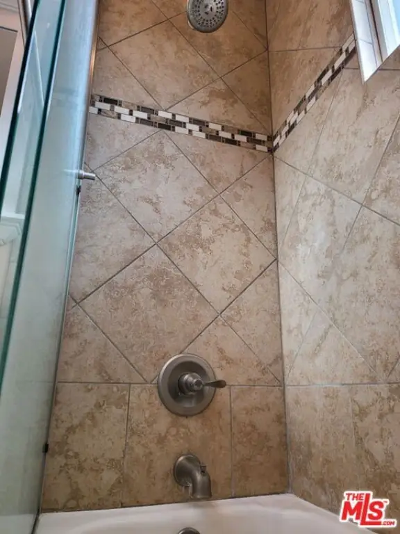 Picture 38