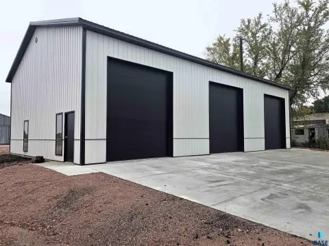 Turn-Key Multi-Purpose Commercial Building