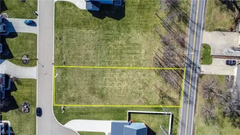 Residential Land in North Canton