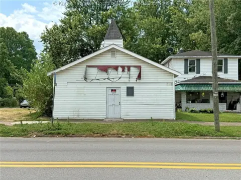Huntington, WV Single-Family Property