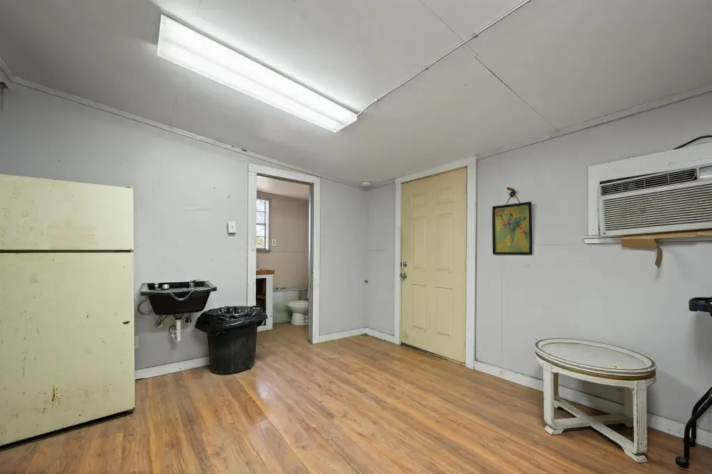 Picture 11