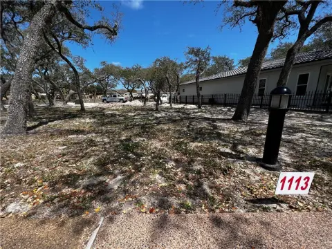 Residential Lot in Royal Oaks