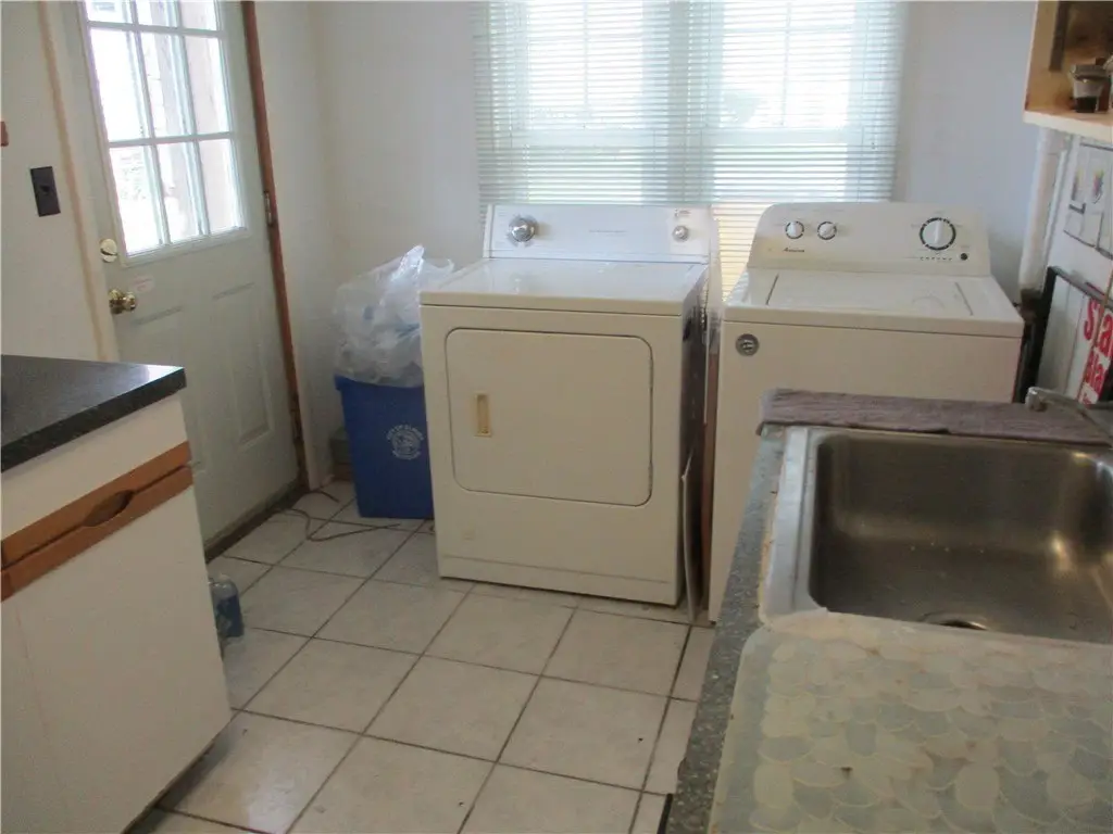 Picture 19