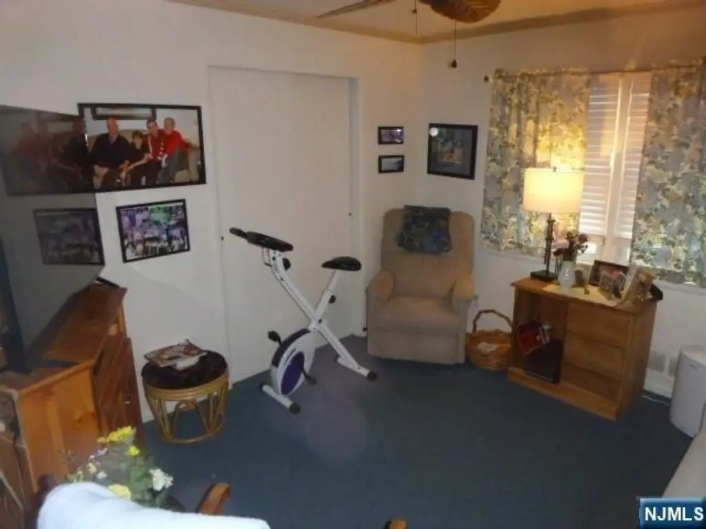 Picture 11