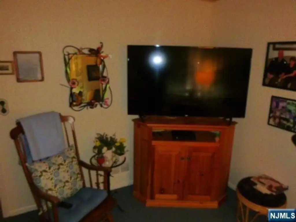 Picture 12
