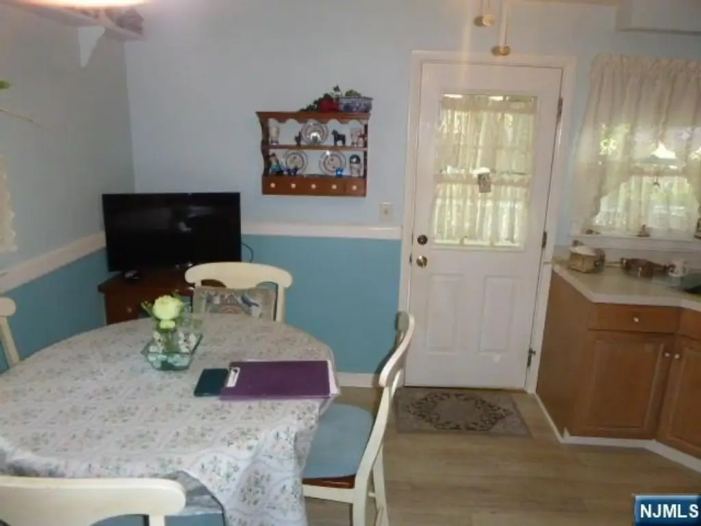 Picture 6