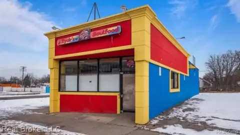 Detroit Commercial Property with Restaurant