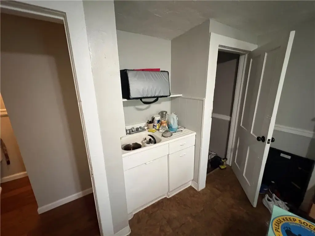 Picture 30