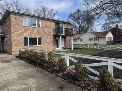 Boardman Duplex: Investment Opportunity