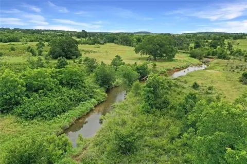 215-Acre Ranch in Jack County