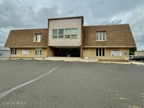 Office Unit with Open Foyer