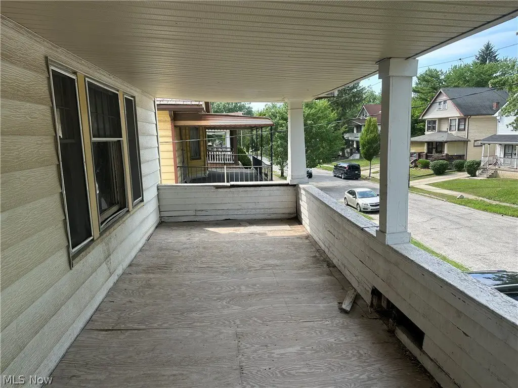 Picture 19