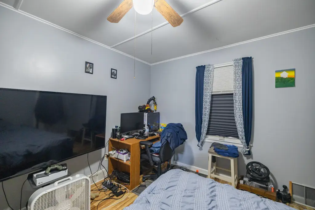 Picture 9