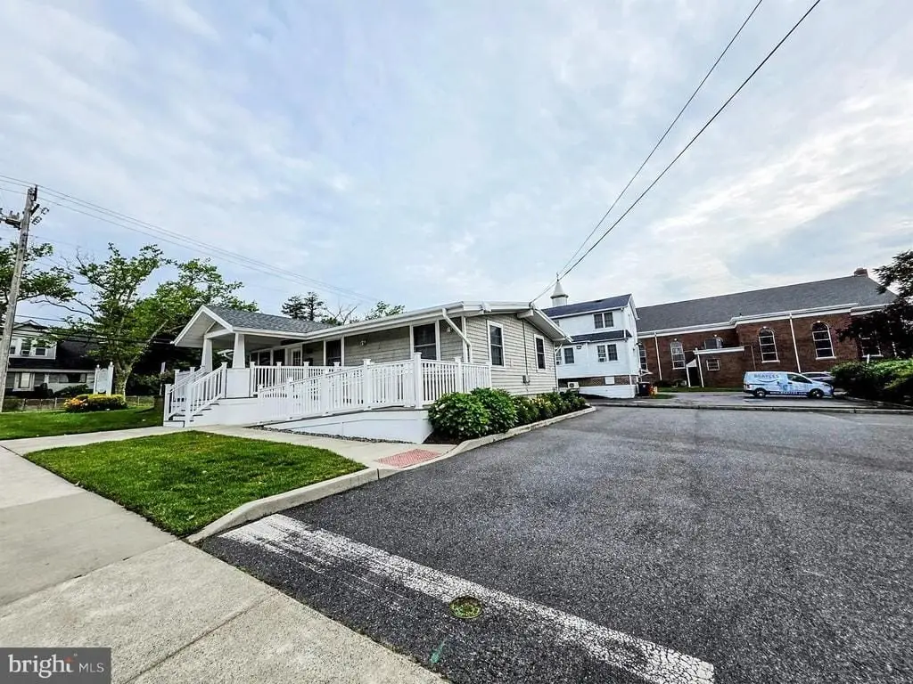 Picture 3