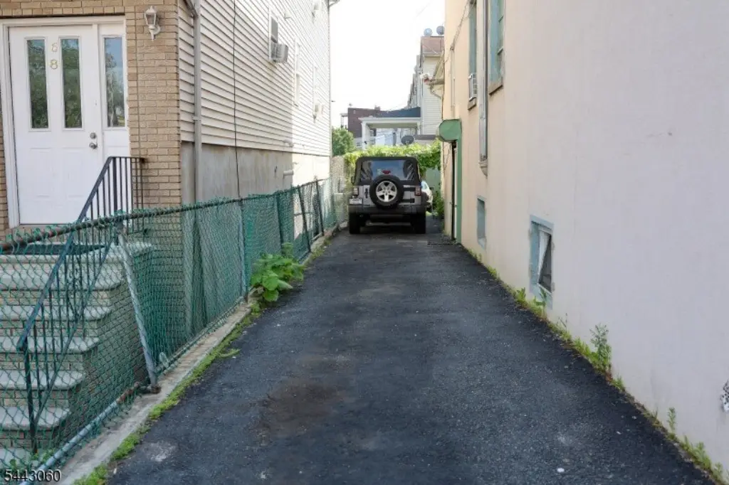 Picture 8