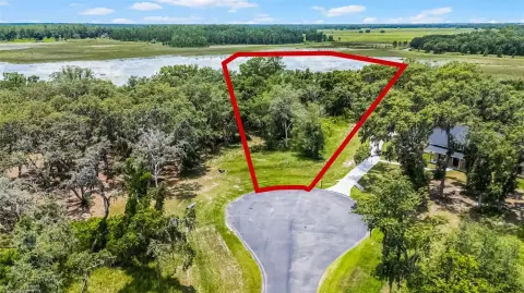 Expansive Lakefront Lot in Groveland