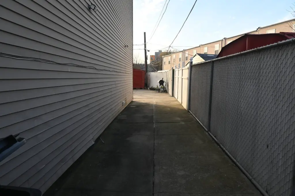 Picture 25