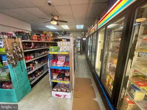 Established Store in NE Washington