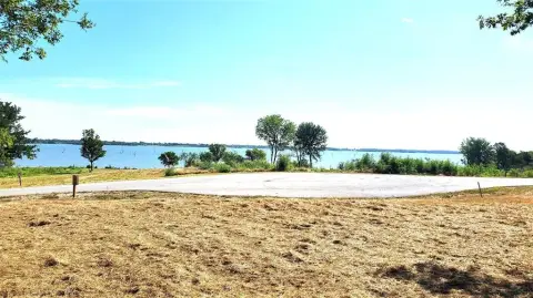 Corsicana Land with Lake View