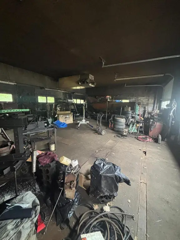 Picture 4