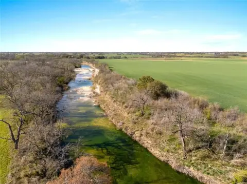 Riverfront Land in McGregor, Texas