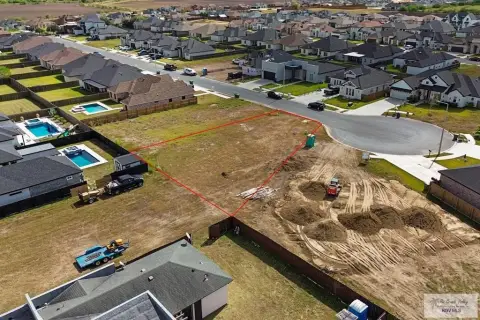 Residential Lot in Los Fresnos