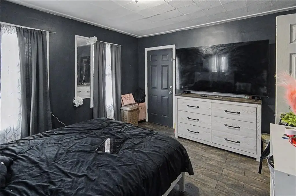 Picture 9