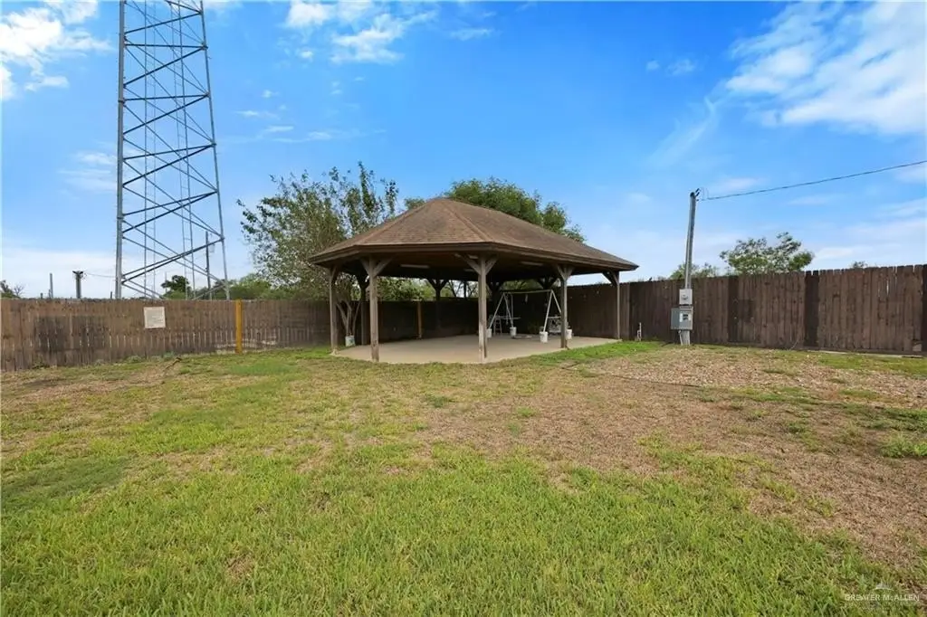 Picture 4
