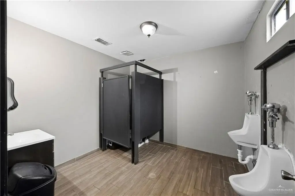 Picture 11