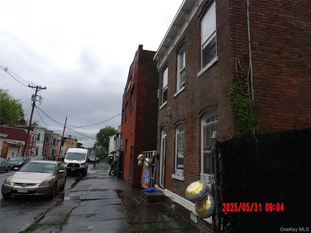 Picture 4