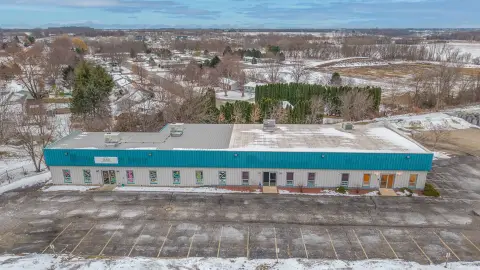 Versatile Condo Near Highway 151