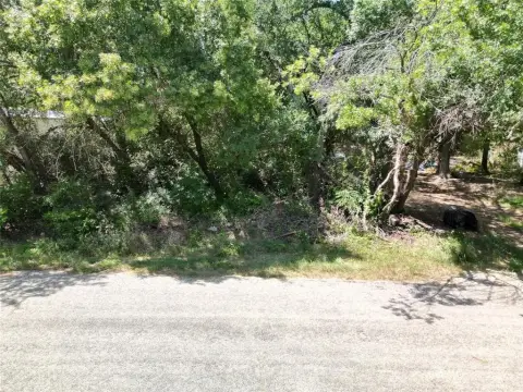 Residential Land in Granbury, TX