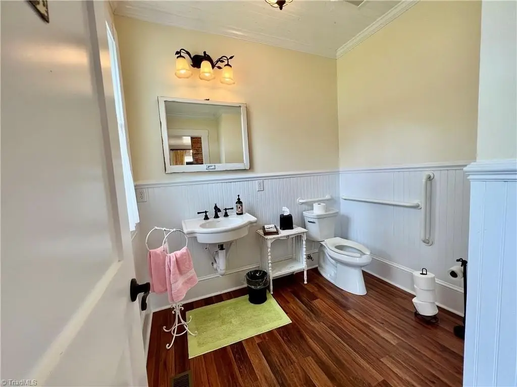 Picture 11