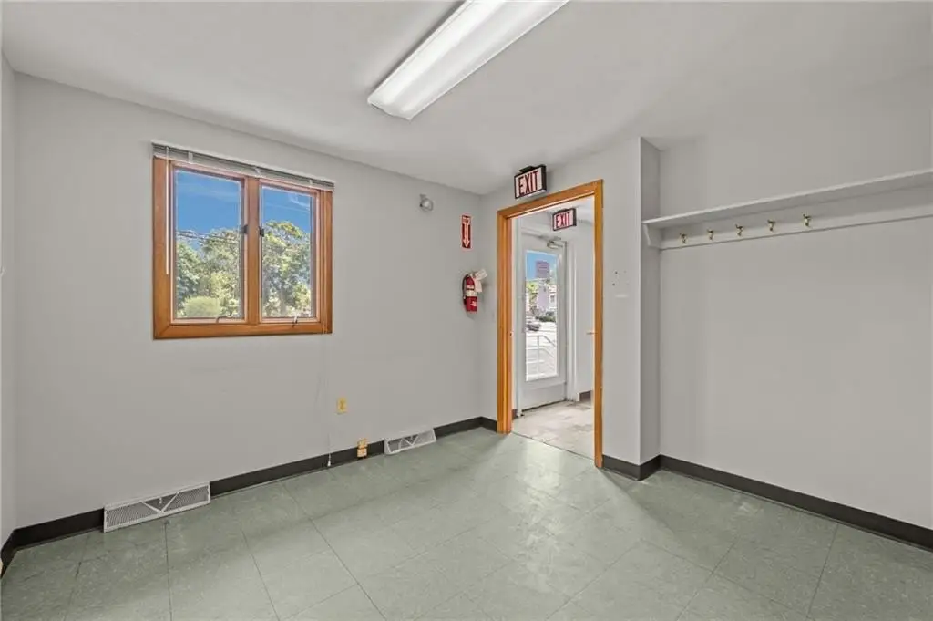 Picture 28