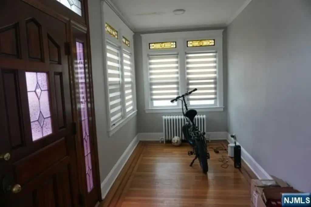 Picture 6