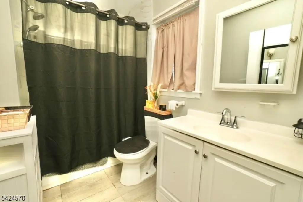 Picture 9