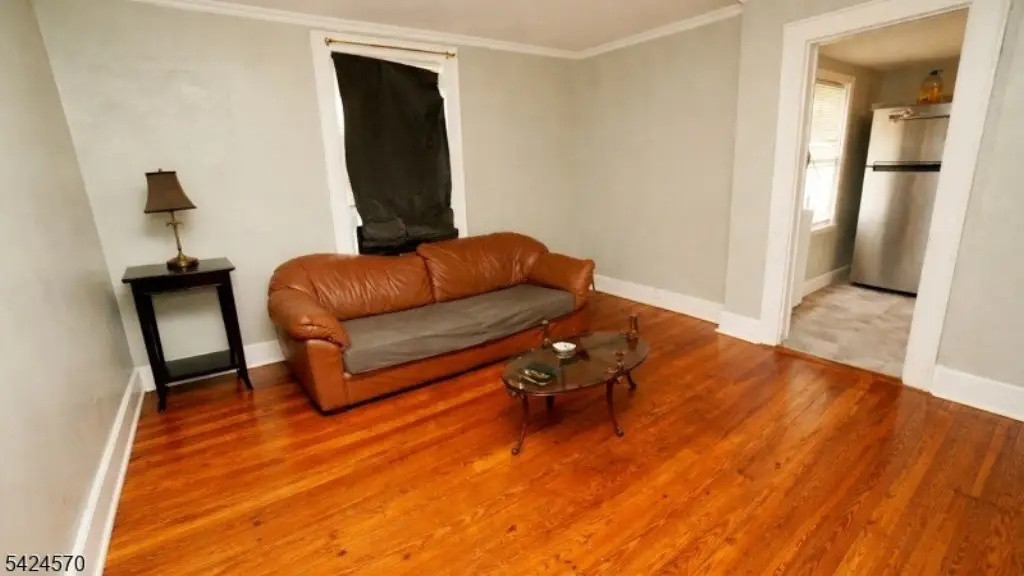 Picture 12