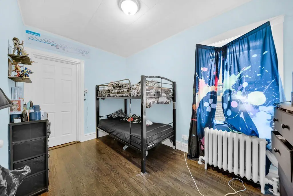Picture 8